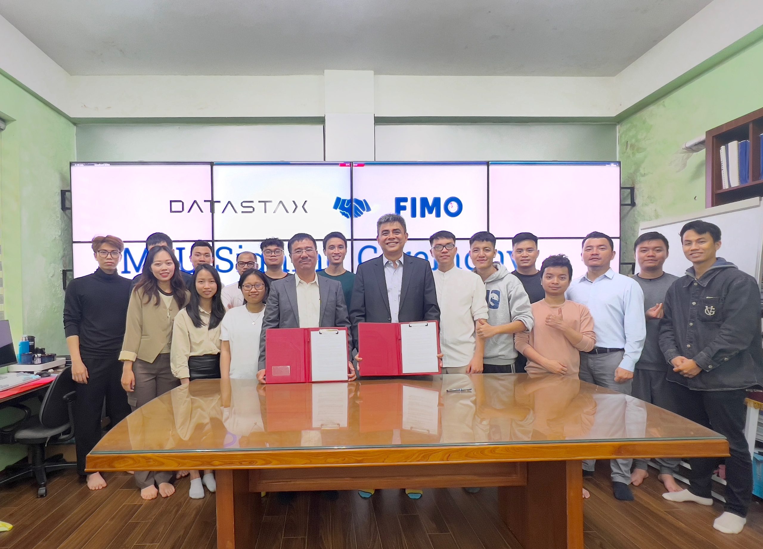 DataStax signs a memorandum of understanding (MoU) with FIMO, a research center in smart cities solutions